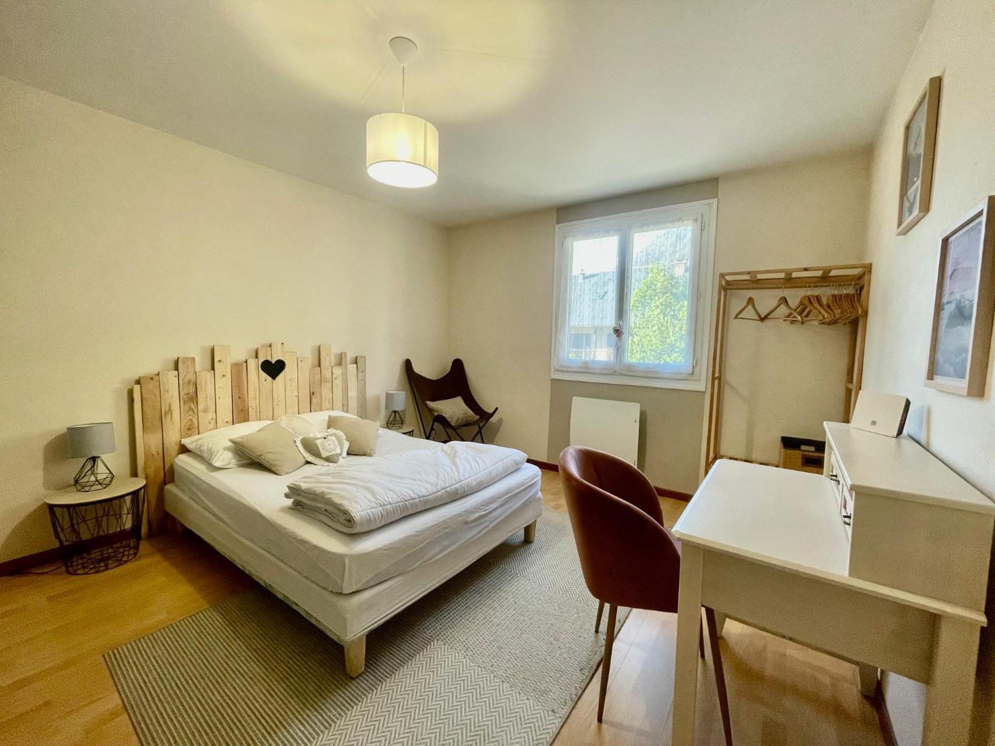 Bel Appartement Dans Residence Cheminee /Jardin Люс-Сен-Совёр Экстерьер фото