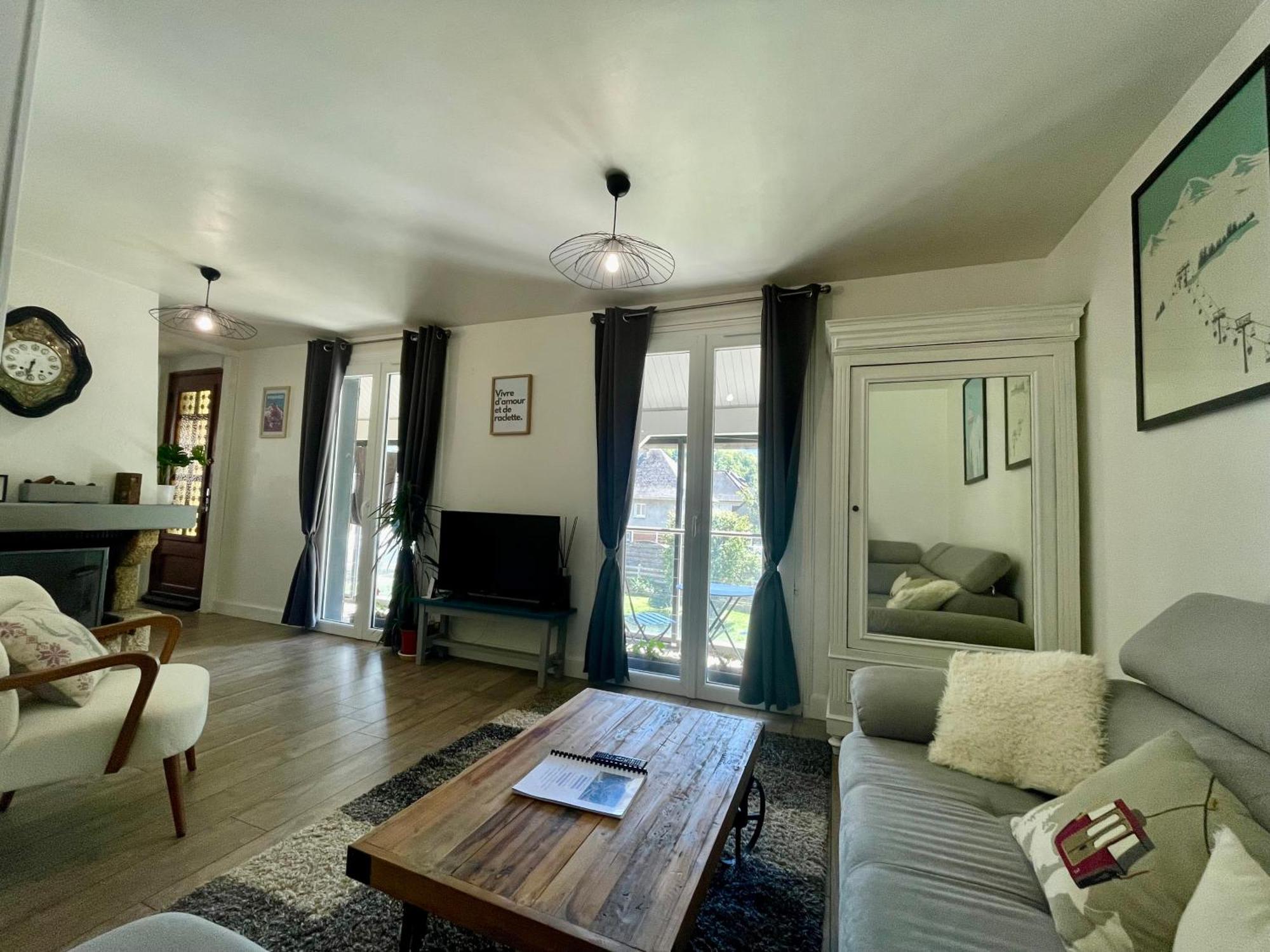 Bel Appartement Dans Residence Cheminee /Jardin Люс-Сен-Совёр Экстерьер фото