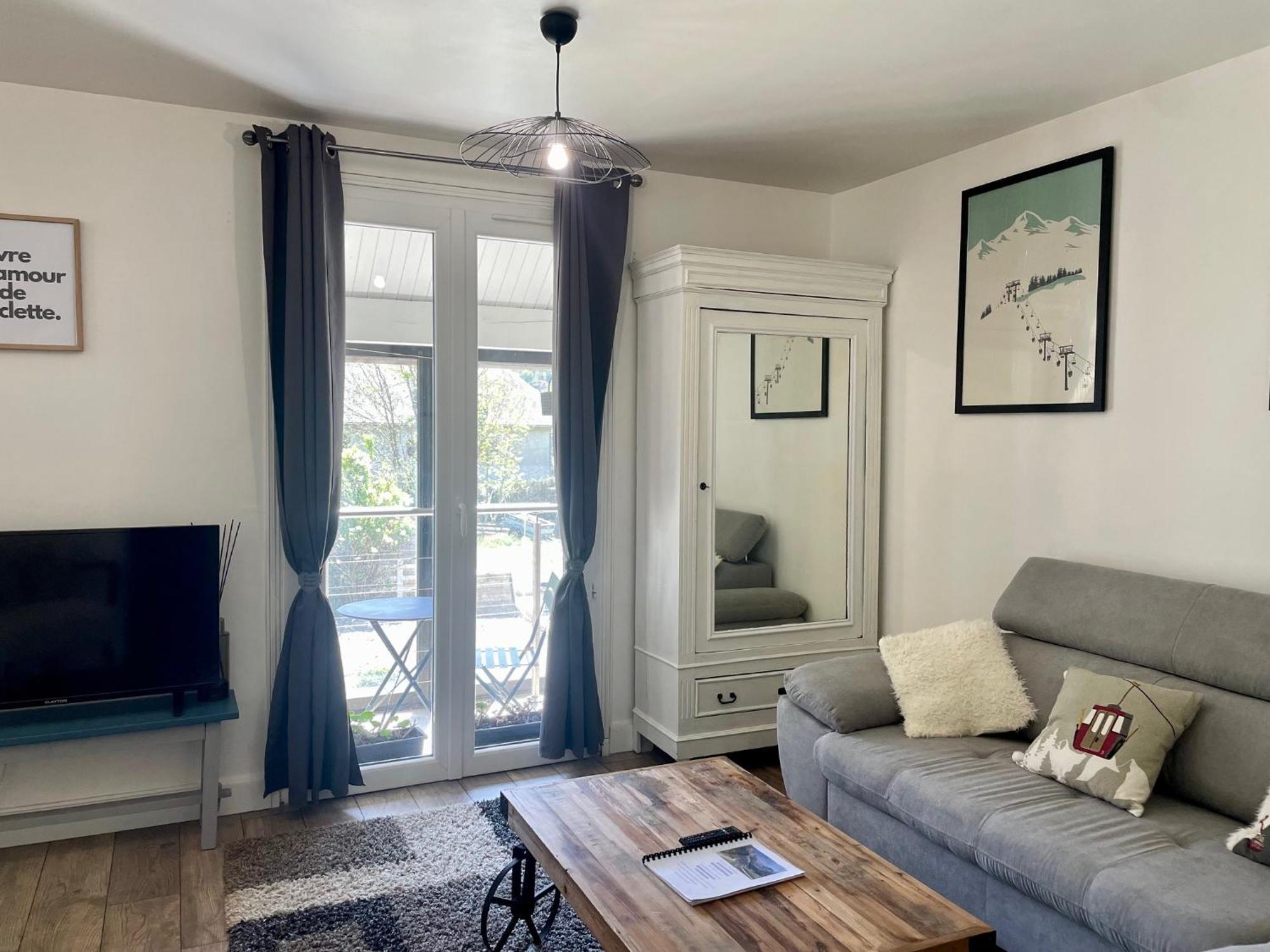 Bel Appartement Dans Residence Cheminee /Jardin Люс-Сен-Совёр Экстерьер фото